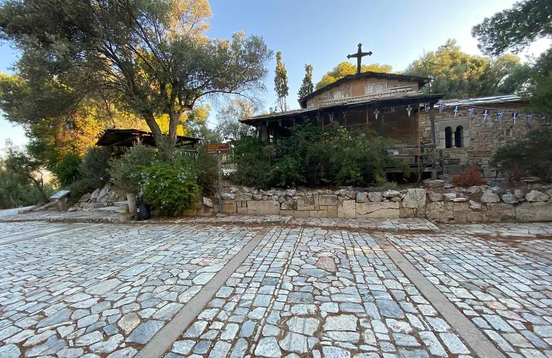 Acropolis Ancient World - 5 Minutes From Subway And Acropolis Museum-1